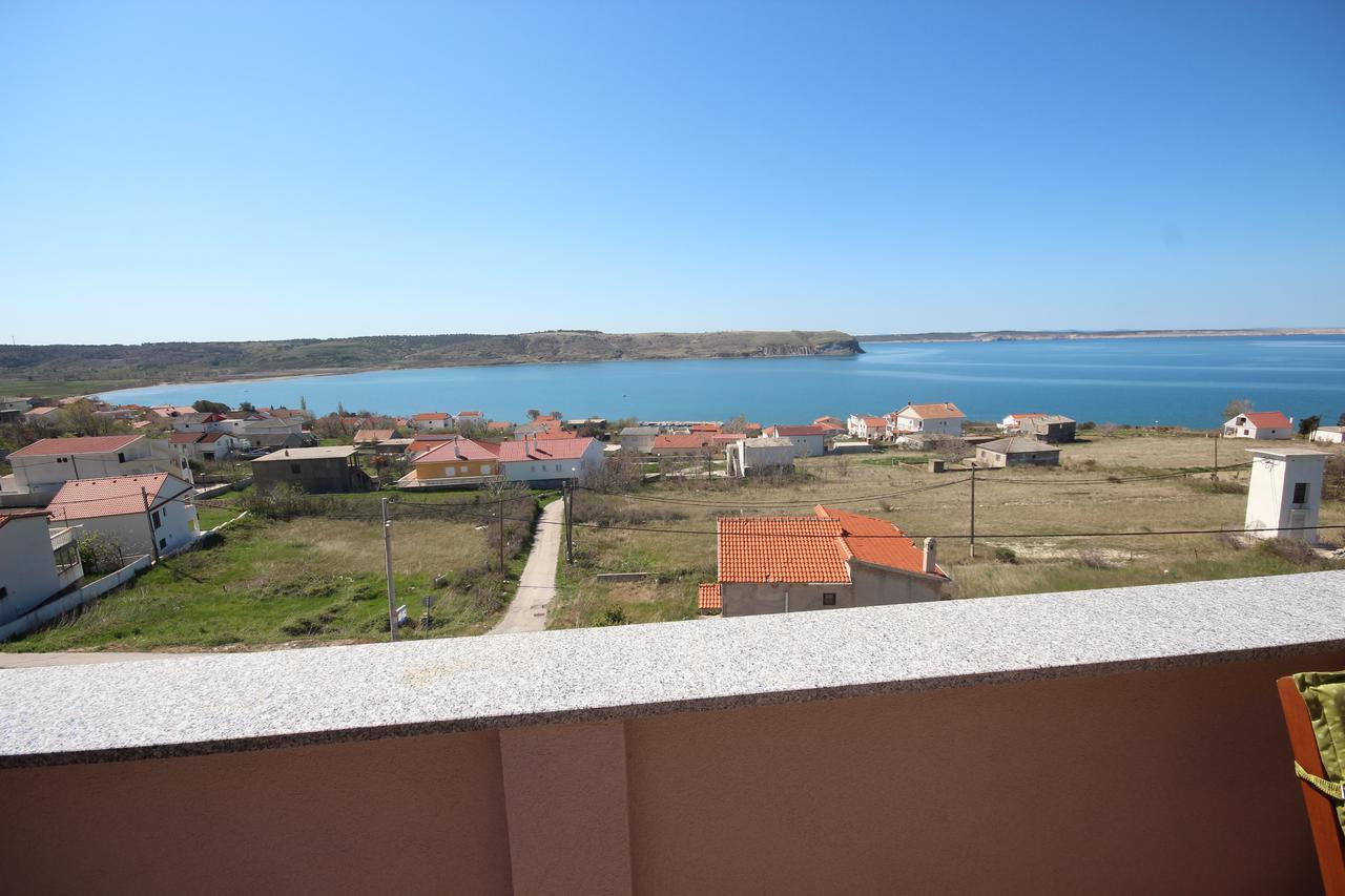Apartments Njaco Ražanac Esterno foto