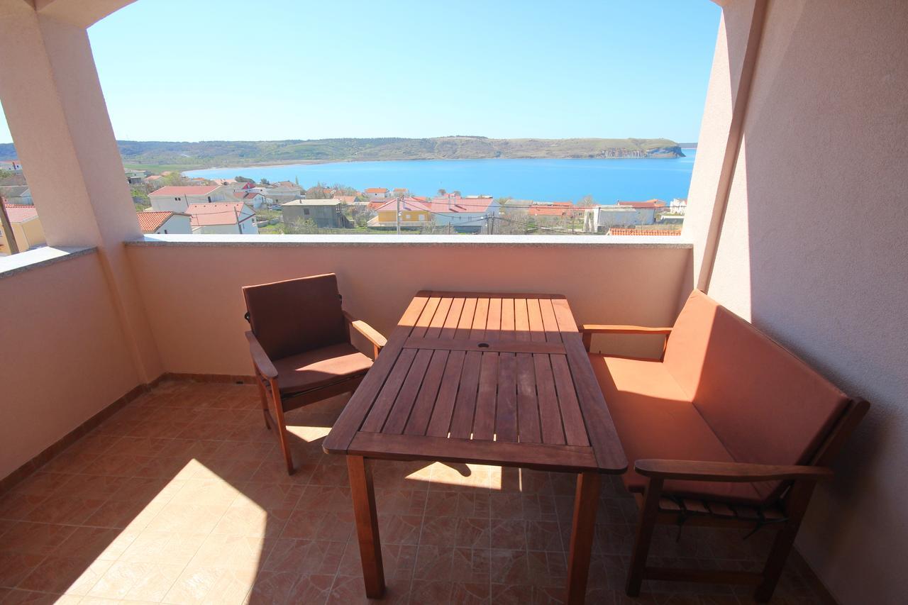 Apartments Njaco Ražanac Esterno foto